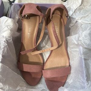 Madden girl bella blocked heels in size 6.5